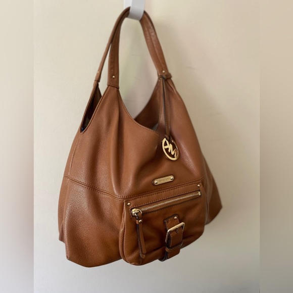 Authentic Michael Kors MK Camel Brown Bag - Picture 4 of 11